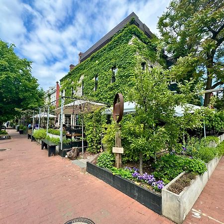 Federalist Style Rowhouse Sleeps 4 With Parking Apartment Washington Exterior photo